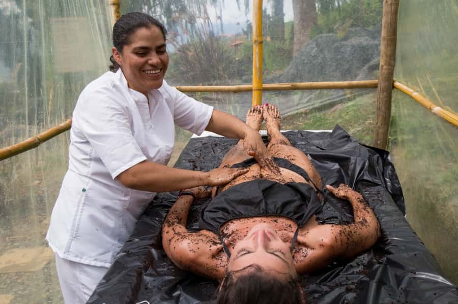 Medellin: Coffee Tour and Wellness Spa - What the scenery adds to the experience