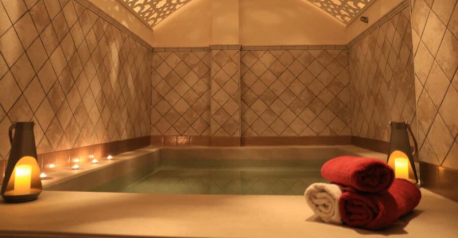 Menorca: Gessamí Banys Arabs Spa Entrance - Choosing the 15-minute oil massage