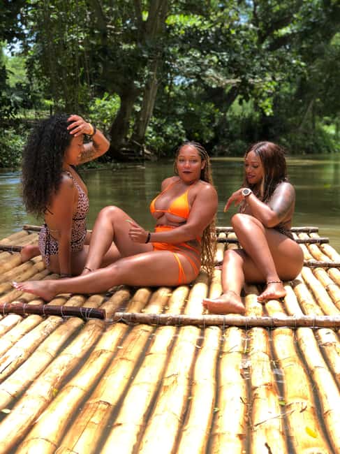 Montegobay: Rafting Tour with Limestone Massage - Limestone massage: relaxing, but clarify the treatment