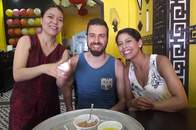 Morning food tour: 11 dishes, white rose making and foot massage - Meeting Hoi An Over Rice Porridge and Coffee