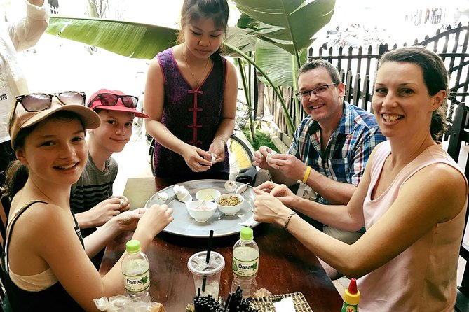 Morning food tour: 11 dishes, white rose making and foot massage - Cao Lau, Pho, and the Foods Hoi An Does Best