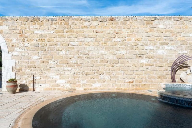Nature and relaxation by the pool at Baglio Passofondo Estates - Who will enjoy Baglio Passofondo most?