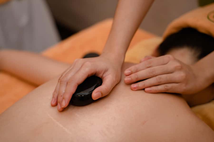 Nha Trang: 90mins Hot Stone Massage (FREE PICK-UP for 2pax+) - The first 15 minutes: warming up the body
