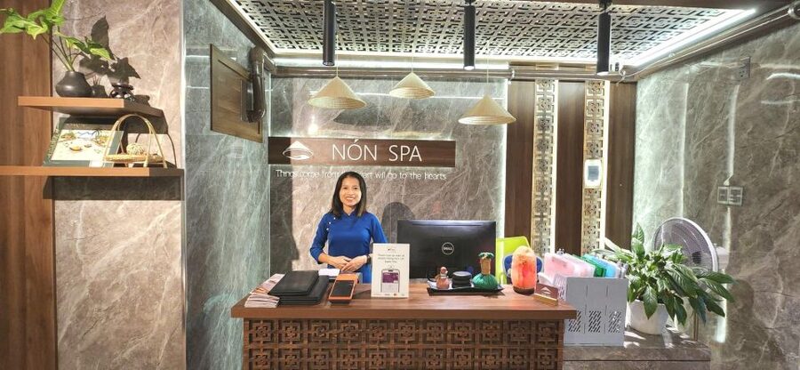 Nón Spa - Massage, Nail, Hair Washing, Facial and Skin care - Arriving at Nón Spa on An Thuong 3 Street