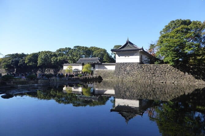 Onsen Spa in Tokyo and Asakusa Bar Hopping with Local Guide - What the $160 price really covers