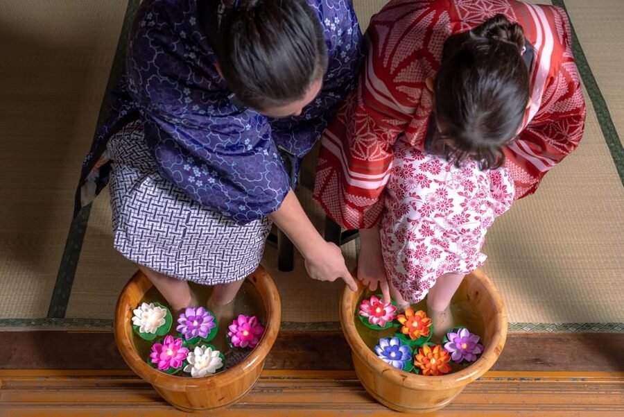 Osaka Temple Head Spa &Matcha Facial – Refresh & Glow〈90min〉 - Incense, bells, and a short lesson in worship