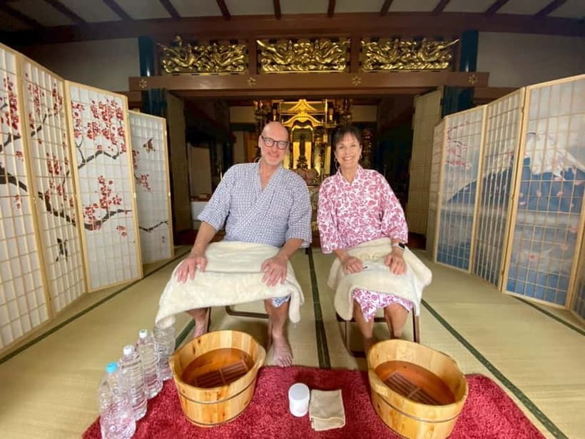 Osaka Temple Head Spa &Matcha Facial – Refresh & Glow〈90min〉 - The foot bath beside the Buddha