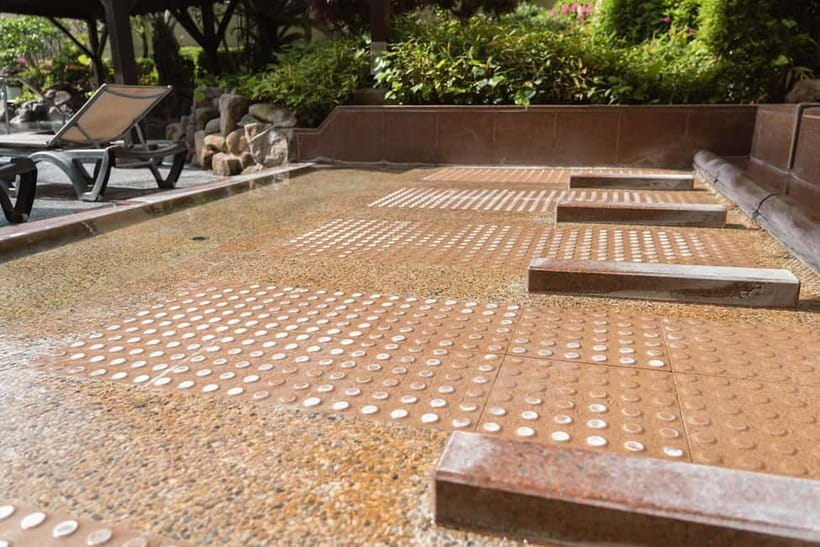 Osaka: Tennen Onsen Naniwa-no-Yu, the famous hot spring spa - What happens once you enter