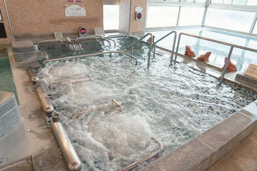 Osaka: Tennen Onsen Naniwa-no-Yu, the famous hot spring spa - Towels, soap, and what to bring