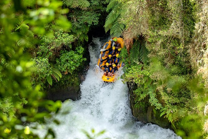 Polynesian Spa Rotorua: Pavilion (12+ yrs) Hot Pool Bathing - The reflexology walk adds a short change of pace