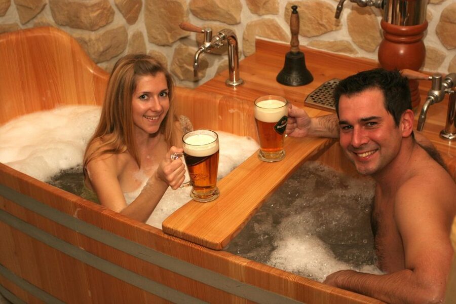 Prague: Bernard Beer Spa with Beer and Massage Option - One hour in the private room