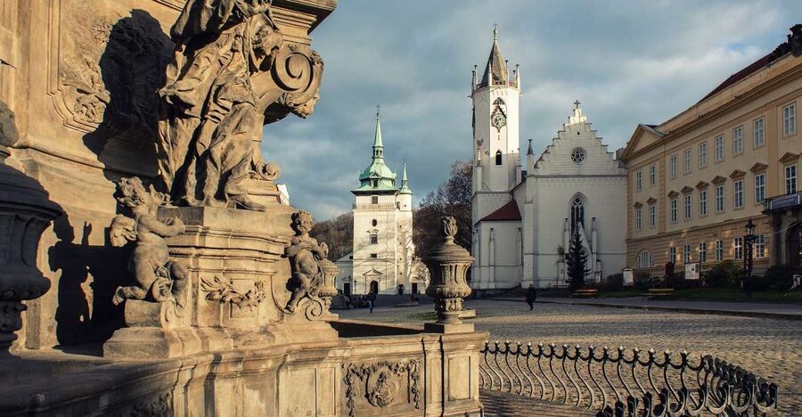 Prague: Day Trip to Teplice, the Royal Spa City - The ride from Na Příkopě to Teplice