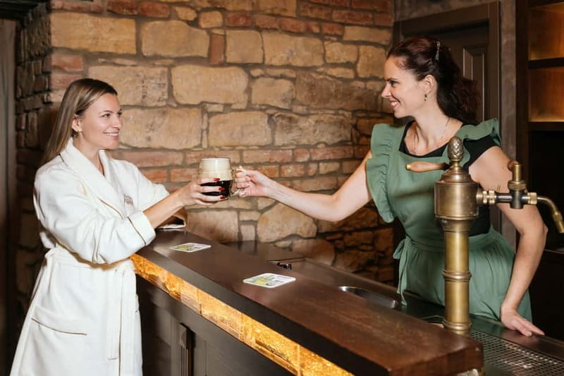 Prague: Lázně Pramen. Wine, Beer bath and Wellness SPA - What happens during the one-hour session