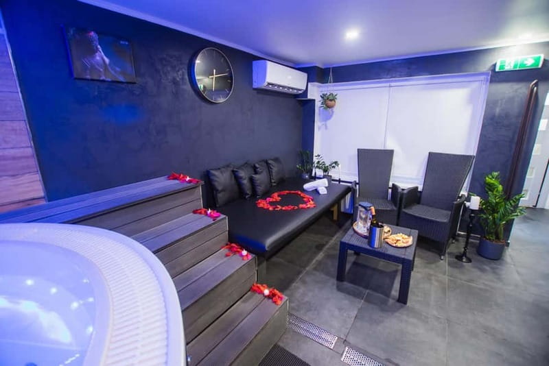 Prague: Modern Private Spa with Jacuzzi and/or Sauna - What your two hours actually feel like