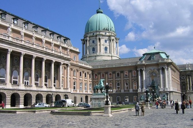 Private 4 Hours Budapest city tour and 3 hours Széchenyi thermal spa relax - Heroes’ Square and the City Park