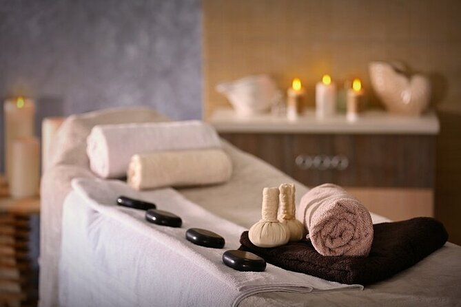 Private Blue Lagoon Tour from Reykjavik: 2 Hour Spa Experience - Arriving with Comfort admission already arranged