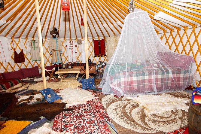 Private ECO Relaxation in a Yurt - The first afternoon: settling into a slower pace