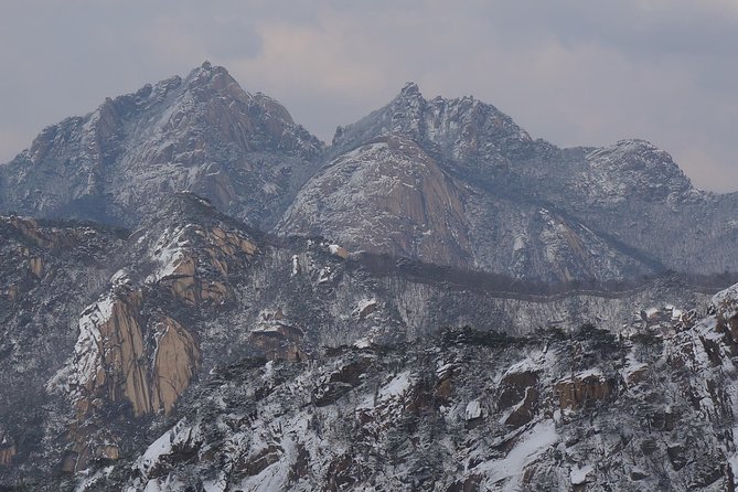 Private Hiking to Bukhansan & Korean Style Spa(Include Lunch) - Should you book the Bukhansan hiking and spa tour?