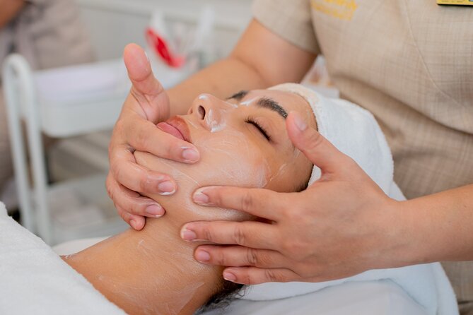 Private Luxury Phuket Day Spa - The facial treatment rounds out the package