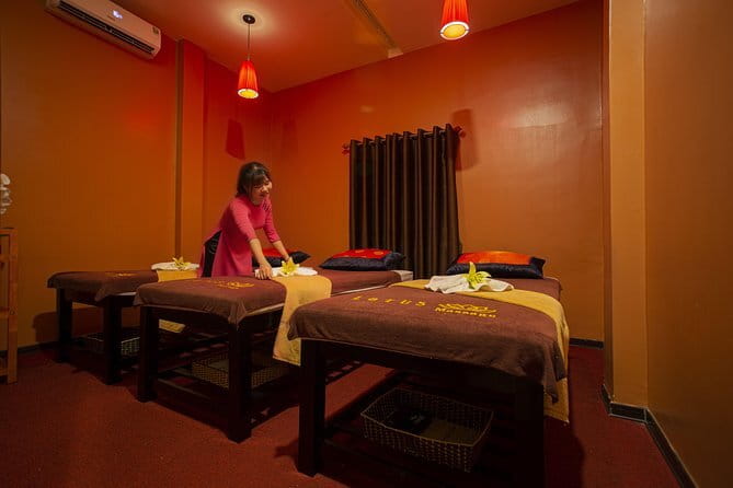 Private Rejuvenating Mask Therapy in Da Nang - How the wider massage menu affects your choice