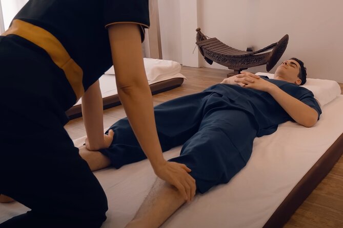 Private Thai Warrior Massage Experience - The opening explanation sets the tone