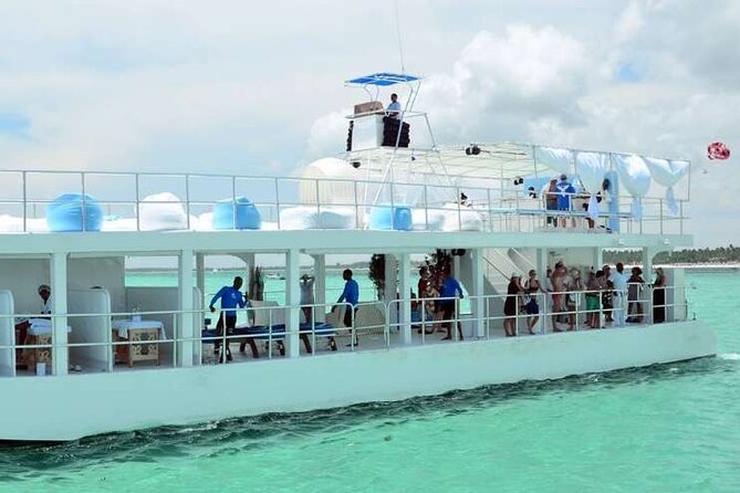Punta Cana Adults Only Excursion to the only Floating Day Spa - Full-Body Exfoliation and Two Massages