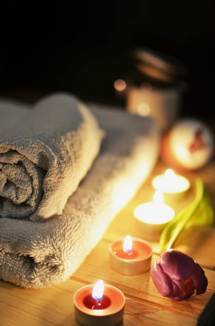 Relaxing massage with volcanic stones - Arriving at Hotel Áncora