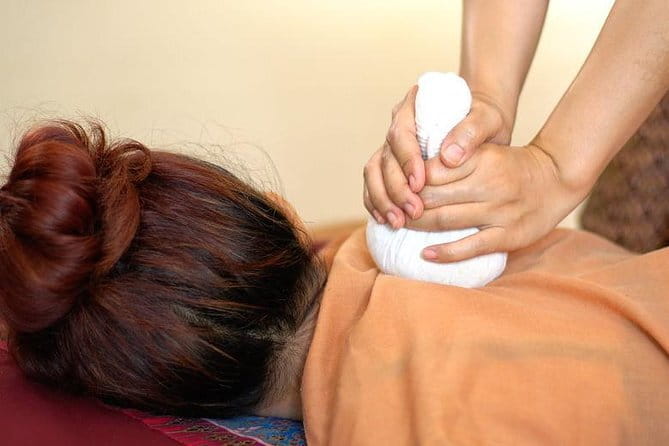 Rest And Relax Massage - Rejuvenate Thai Massage With Herbal Hot Compress - How the appointment flows from start to finish