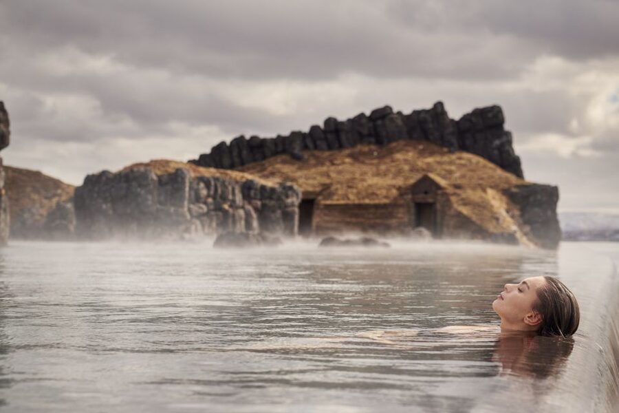 Reykjavik: Sky Lagoon Entrance Pass With 7-Step Spa Ritual - Key points at a glance