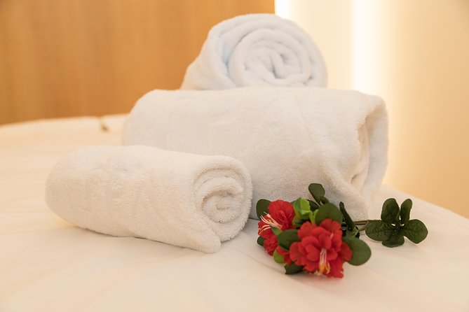 Romantic couple massage + SPA entry and private jacuzzi with cava - Practical planning for your visit