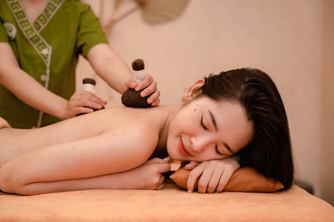 Rora Signature Massage for Ultimate Relaxation - Tea, fruit, and shaved ice at the end