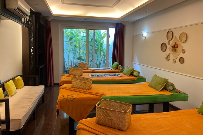 Rora Signature Massage for Ultimate Relaxation - Starting with tea and a foot bath