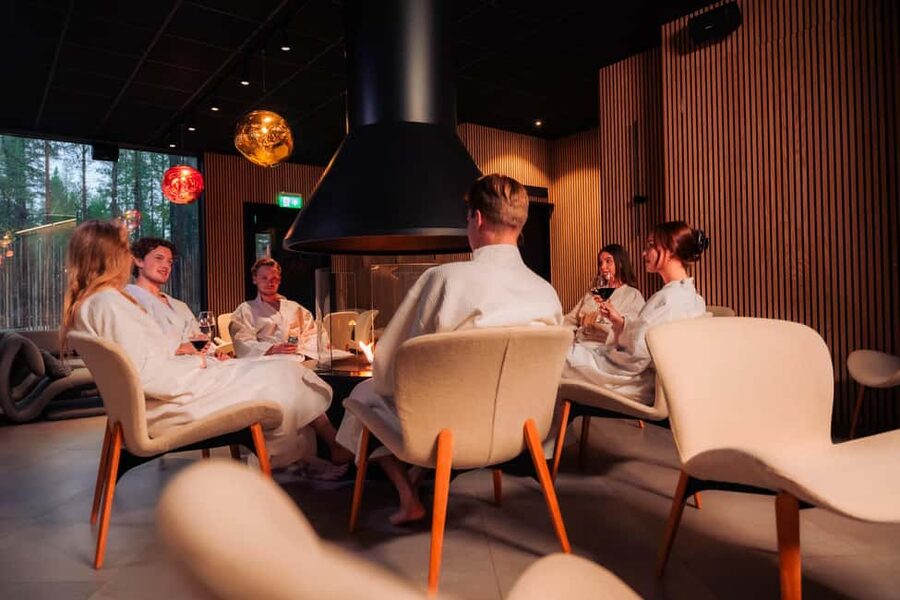 Rovaniemi: Daylight Forest spa,outdoor hot tubs and lunch - Key things to know before you go