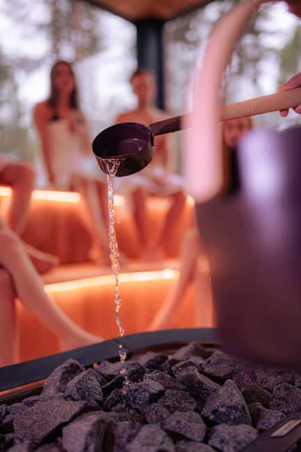 Rovaniemi: Daylight Forest spa,outdoor hot tubs and lunch - Who will enjoy this most?