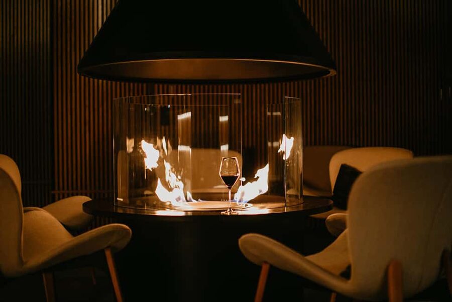 Rovaniemi: Daylight Forest spa,outdoor hot tubs and lunch - Arriving at Invisible Forest Lodge
