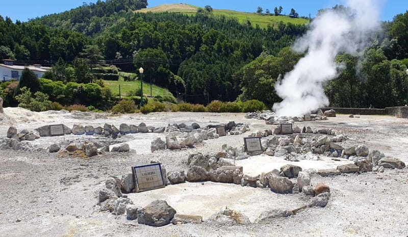 São Miguel Azores: Furnas Thermal Baths & Massage - A private SUV makes the short schedule easier