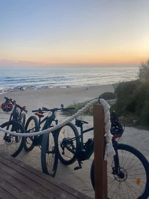 Scala Dei Turchi: E-BIKE TOUR Hidden Beaches, Sea, Relaxation [+SNORKELING ] - Siculiana Marina and the quieter side of the coast