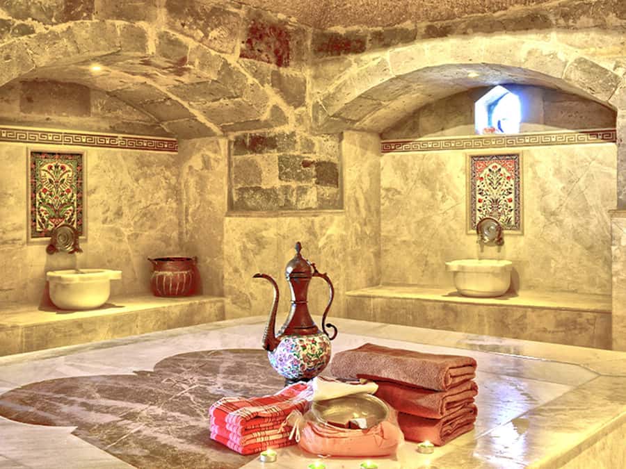Sharm El Sheikh: Hammam and Spa Visit with Treatments - Facilities, lockers, showers, and the small gaps