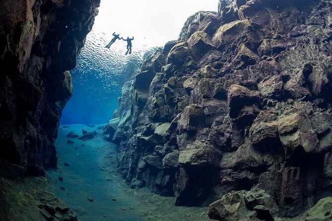 Silfra: Hot and Cold Snorkeling and Spa Tour - Self Drive - A small group with strong guide support