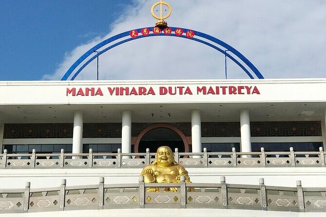 SMALL GROUP: Batam day tour with Ferry, 1-hour Massage, and Lunch from Singapore - Lunch, cake, and the commercial stops