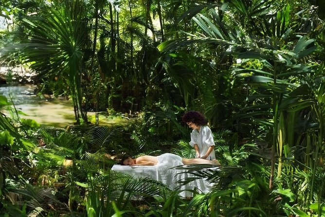SPA day surrounded by nature, well-being rituals - Bathing beneath a Guadeloupe waterfall