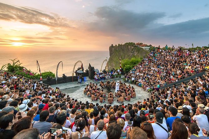 Sunset at Uluwatu Temple and Spa Tour - Crowds, weather, and the real tradeoffs