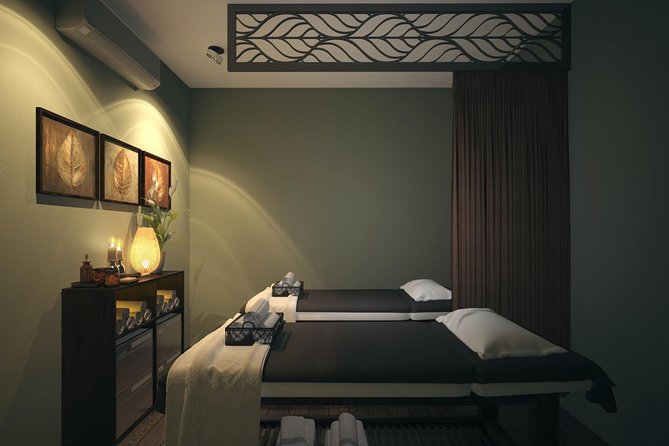 Tailored Body Ritual (Personalized | Custom Blend) - A calm start with changing rooms and refreshments