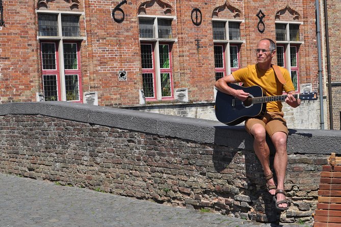 Tasty massage chocolate and spicy stories! - Coffee beside the old harbor at Jan van Eyckplein