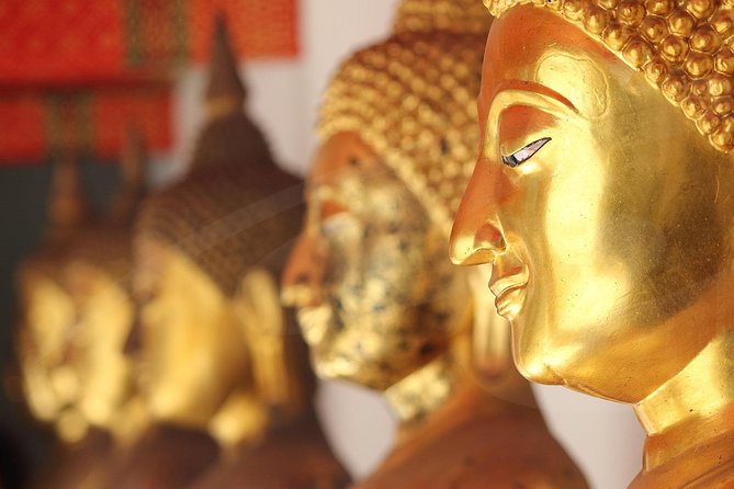 The Grand Palace, Wat Phra Kaew, Wat Pho Tour with Massage option - The guide makes or breaks the experience