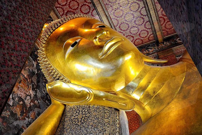 The Grand Palace, Wat Phra Kaew, Wat Pho Tour with Massage option - The gem gallery question