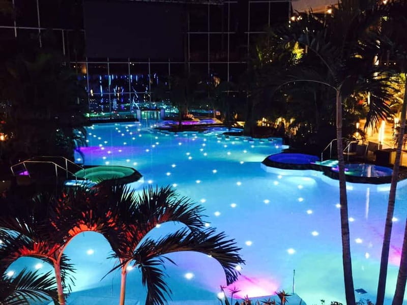 Therme:Spa Day at the biggest oasis of Relaxation《Bucharest》 - Meeting at The Grand Hotel and riding to Therme