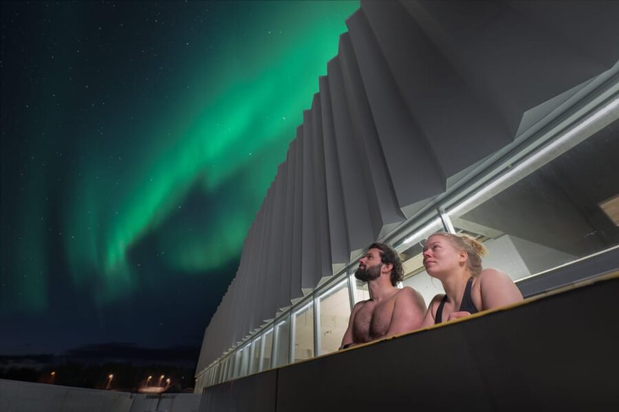 Tromsø: Spa/Pool with Bath, Sauna and Outdoor Heated Pool - Tromsøbadet is more swimming centre than luxury spa