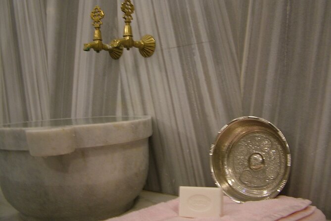 Turkish Bath with Oil Massage - Sauna, scrub, foam wash, and oil massage
