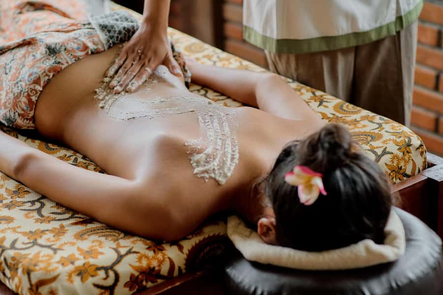 Ubud: 2-Hour Spa with Flower Bath & Rice Field View - The decorated flower bath and rice-field view